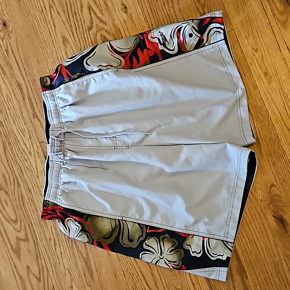 SPEEDO SWIM TRUNKS XL MEN'S  TAN NAVY BLUE RED POCKETS